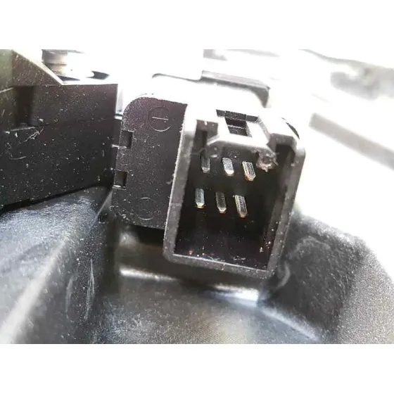 Elevalunas Trasero Derecho para Mazda 5 Berl. (Cr)