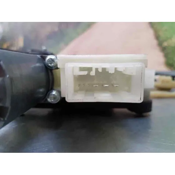Elevalunas Delantero Derecho para Seat Toledo (Kg3)