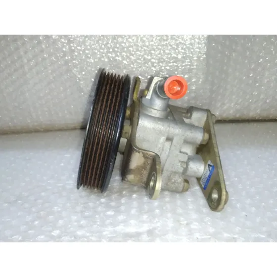 Bomba Direccion para Nissan X-Trail (T30)