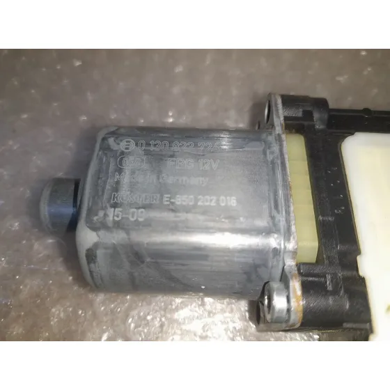 Motor Elevalunas Trasero Derecho para Seat Leon St (5F8)