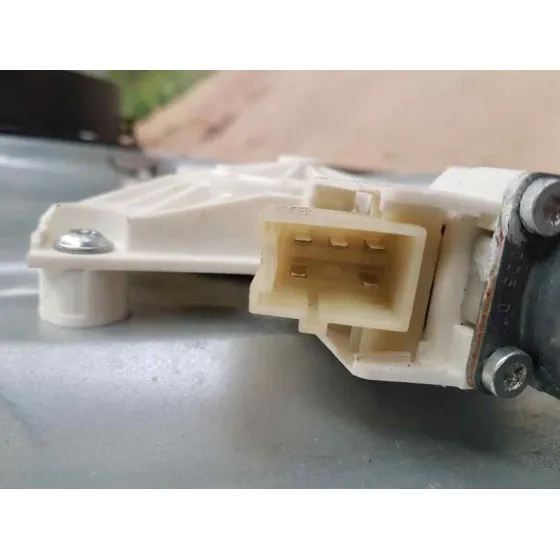 Elevalunas Delantero Derecho para Mercedes-Benz Clase M (W164)
