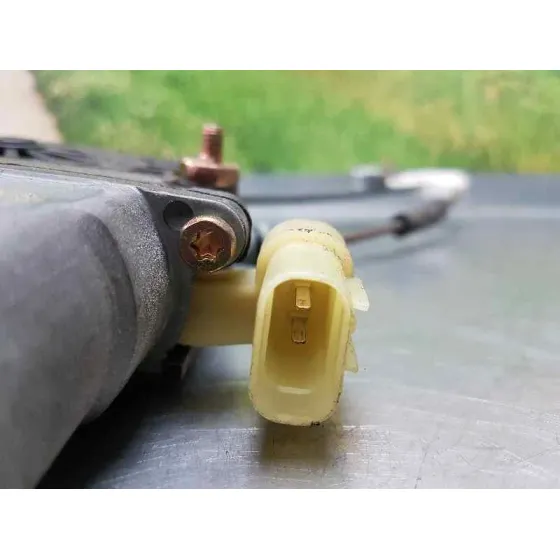 Elevalunas Delantero Izquierdo para Hyundai Accent (Mc)
