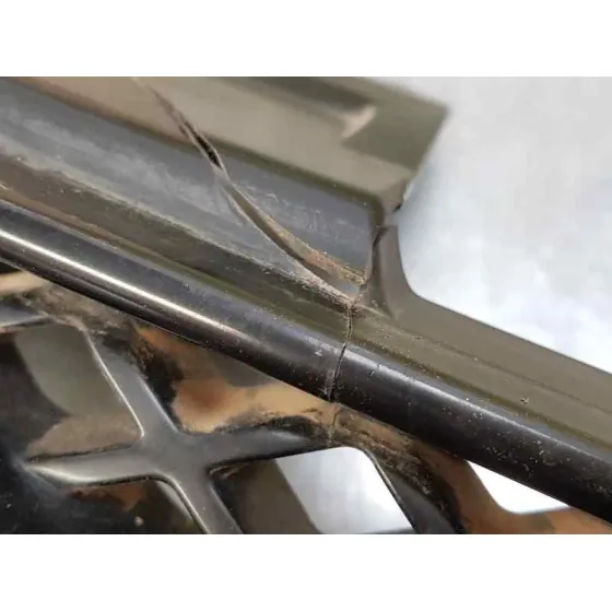 Rejilla Delantera para Toyota Rav 4 (A2)