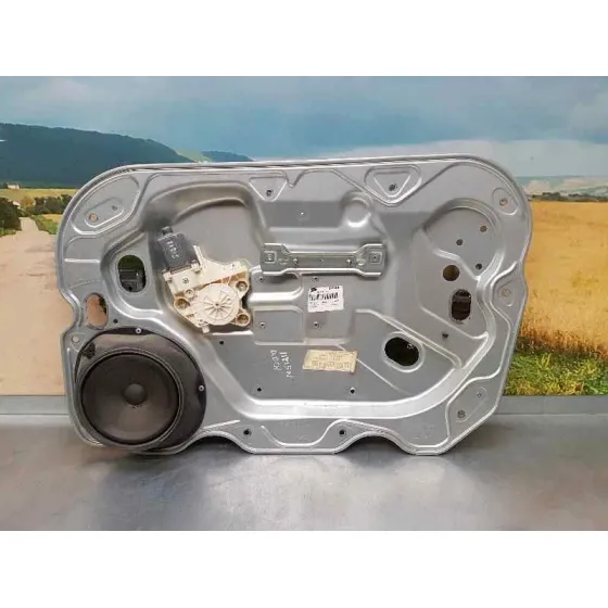 Elevalunas Delantero Derecho para Ford Focus Berlina (Cap)