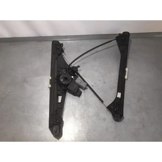 Elevalunas Delantero Derecho para Peugeot 5008