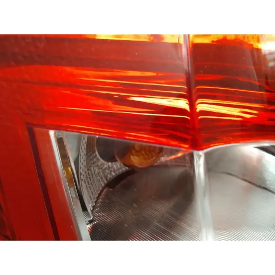 Piloto Trasero Izquierdo para Skoda Superb (3V3)