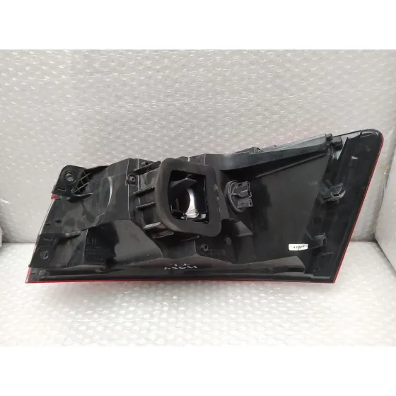Piloto Trasero Izquierdo para Skoda Superb (3V3)