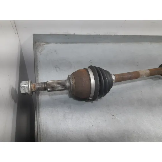 Transmision Delantera Derecha para Nissan Juke (F15)