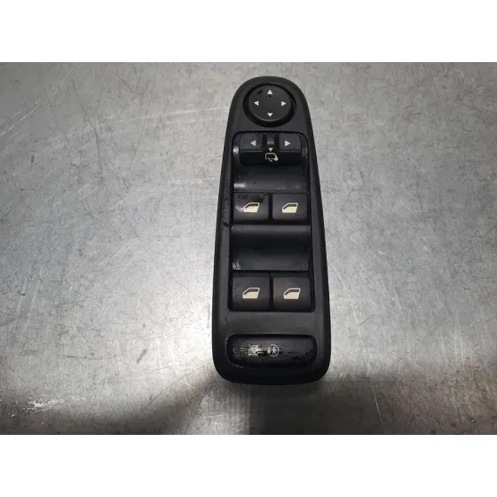 Mando Elevalunas Delantero Izquierdo para Citroën C4 Picasso