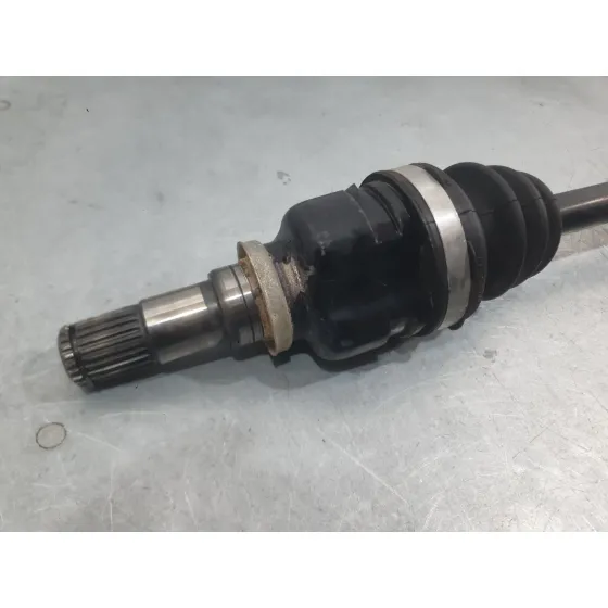 Transmision Delantera Izquierda para Toyota Yaris