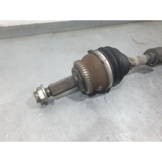 Transmision Delantera Izquierda para Kia Cee'd