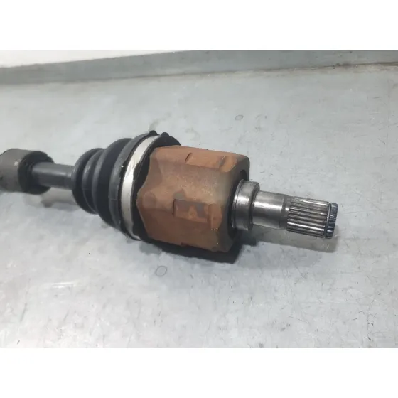 Transmision Delantera Izquierda para Kia Cee'd