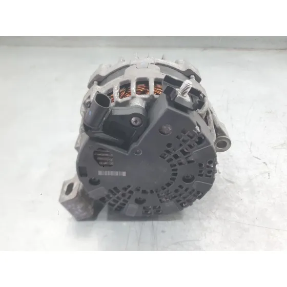 Alternador para Volvo V40 Hatchback (525)