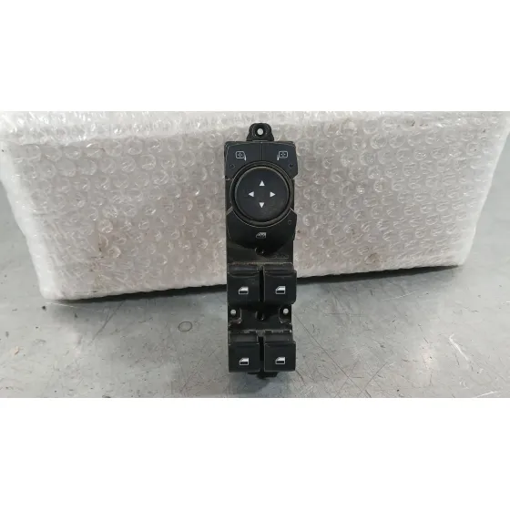 Mando Elevalunas Delantero Izquierdo para Ford Fiesta Vii (Hj, Hf)