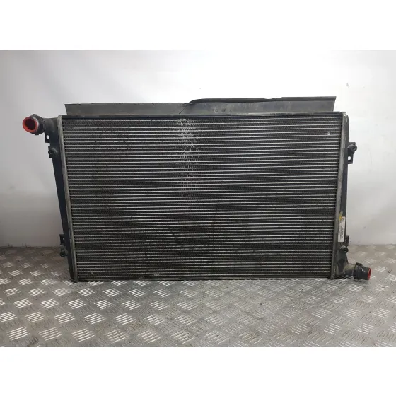 Radiador Agua para Audi A3 (8P1)