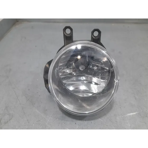 Faro Antiniebla Derecho para Toyota Yaris (_P13_)