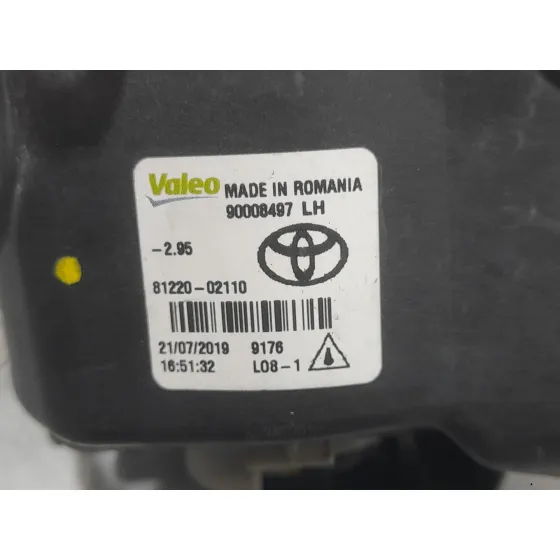 Faro Antiniebla Izquierdo para Toyota Yaris (_P13_)