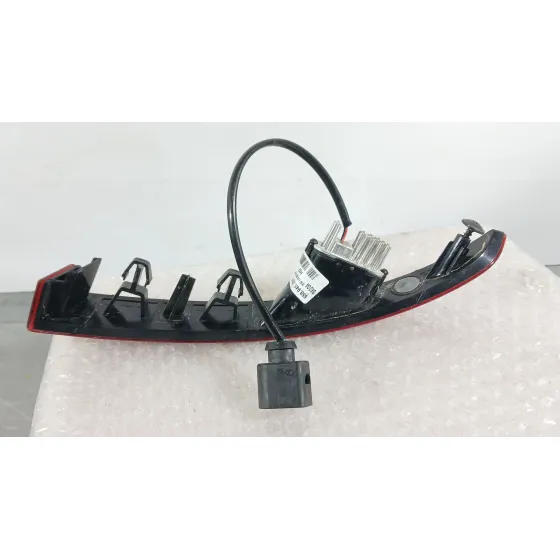 Piloto Trasero Izquierdo Paragolpes para Skoda Kamiq (Nw4)