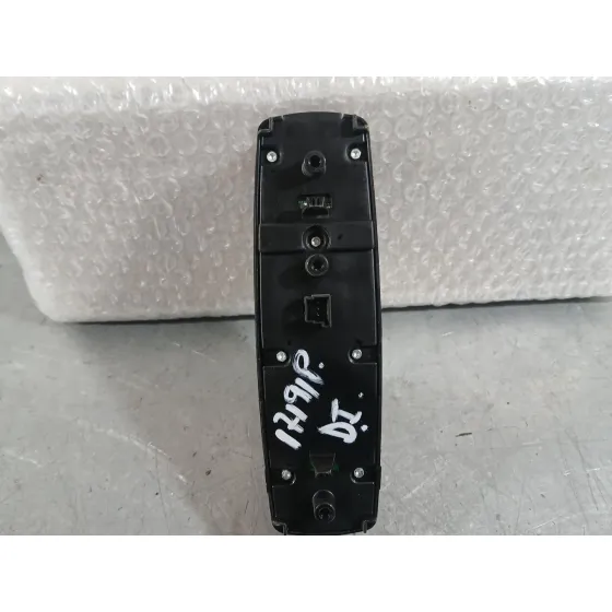 Mando Elevalunas Delantero Izquierdo para Mercedes-Benz Clase B Sports Tourer (W245)