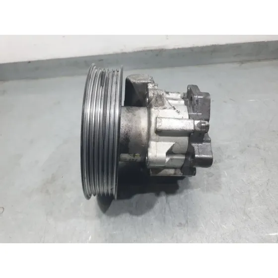 Bomba Direccion para Audi A6 C6 Avant (4F5)