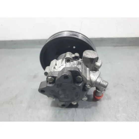 Bomba Direccion para Audi A6 C6 Avant (4F5)