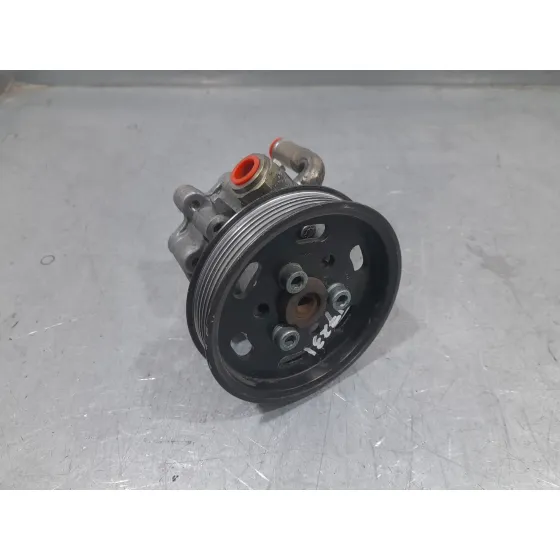 Bomba Direccion para Audi A3 (8L1)
