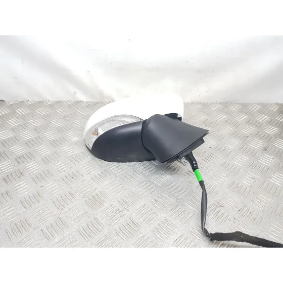 Retrovisor Derecho para Nissan Micra V (K14)