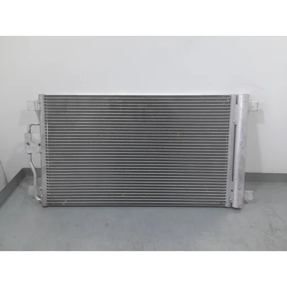 Condensador / Radiador Aire Acondicionado para Mg Zs Suv (Azs1)
