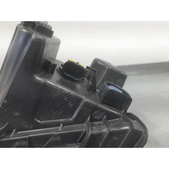 Faro Antiniebla Derecho para Mg Zs Suv (Azs1)