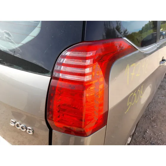 Piloto Trasero Derecho para Peugeot 5008 (0U_, 0E_)