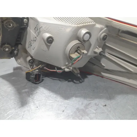 Piloto Trasero Izquierdo Interior para Hyundai Ix35 (Lm, El, Elh)
