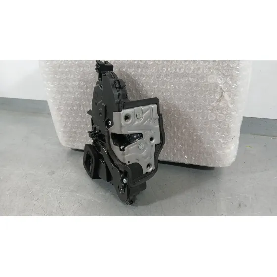 Cerradura Puerta Delantera Izquierda para Skoda Octavia Iv (Nx3, Nn3, Pv3)