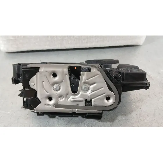 Cerradura Puerta Trasera Derecha para Skoda Octavia Iv (Nx3, Nn3, Pv3)
