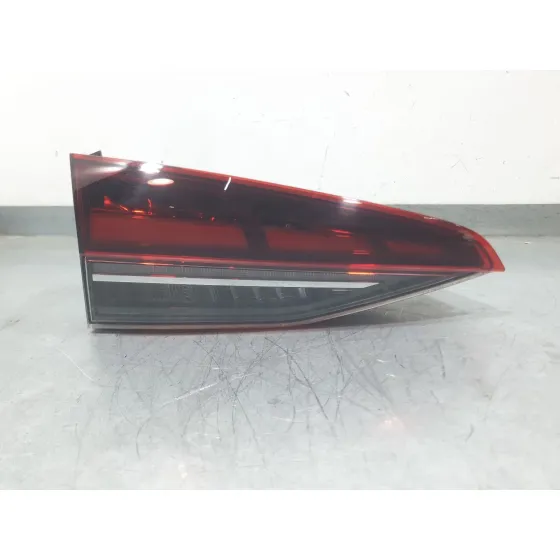 Piloto Trasero Izquierdo Interior para Skoda Octavia Iv (Nx3, Nn3, Pv3)