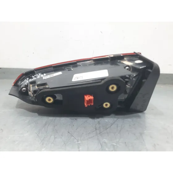 Piloto Trasero Izquierdo Interior para Skoda Octavia Iv (Nx3, Nn3, Pv3)