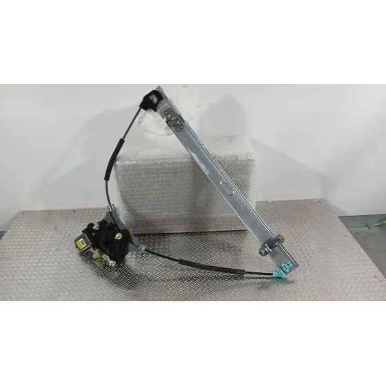 Elevalunas Delantero Derecho para Kia Stonic (Yb)