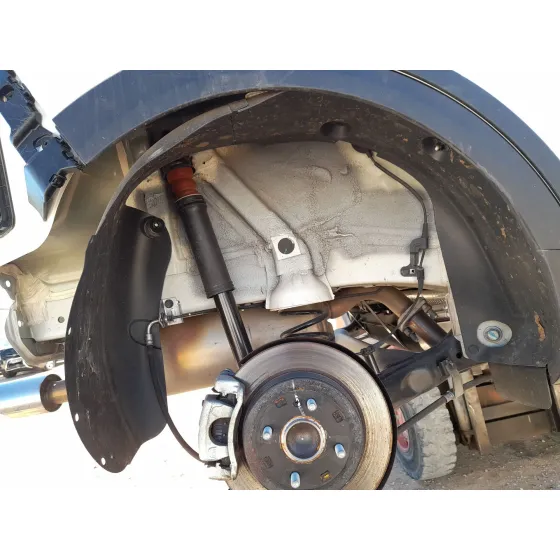 Plastico Pase Rueda Tras. Dch. para Kia Stonic (Yb)