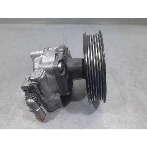 Bomba Direccion para Audi A5 (8T3)
