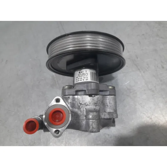 Bomba Direccion para Audi A5 (8T3)