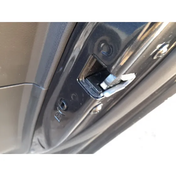 Cerradura Puerta Trasera Derecha para Chevrolet Cruze Hatchback (J305)