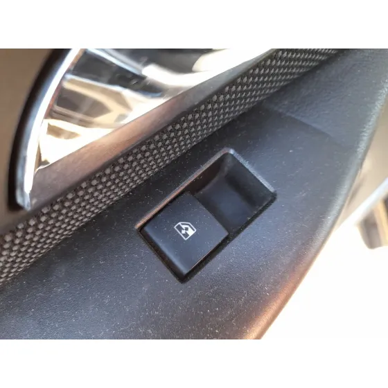 Mando Elevalunas Trasero Izquierdo para Chevrolet Cruze Hatchback (J305)