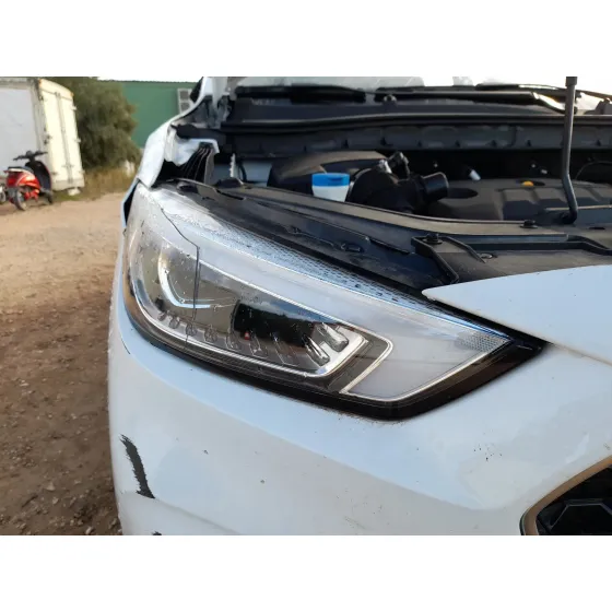 Faro Derecho para Mg Zs Suv (Azs1)