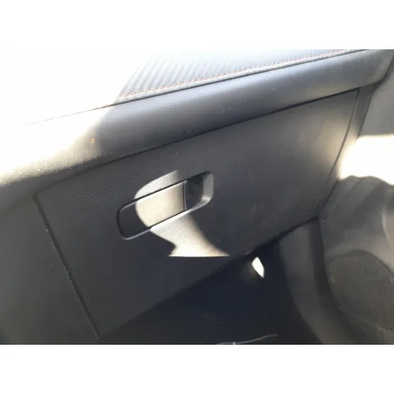 Guantera para Mg Zs Suv (Azs1)