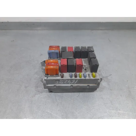 Caja Reles / Fusibles para Alfa Romeo 147 (937_)