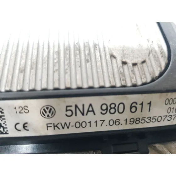 Cargador Inductivo para Volkswagen Polo Vi (Aw1, Bz1, Ae1)
