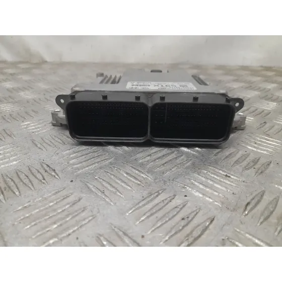 Centralita Motor Uce para Kia Carens Iv