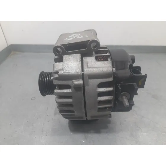 Alternador para Mercedes-Benz Clase C Descapotable (A205)
