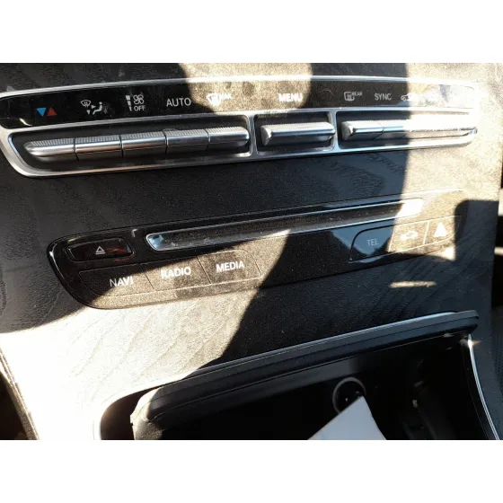 Sistema Audio / Radio Cd para Mercedes-Benz Clase C Descapotable (A205)