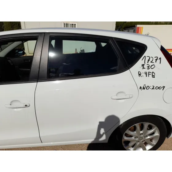 Puerta Trasera Izquierda para Hyundai I30 (Fd)