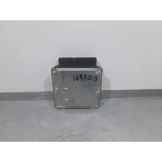 Centralita Motor Uce para Volkswagen Golf V (1K1)